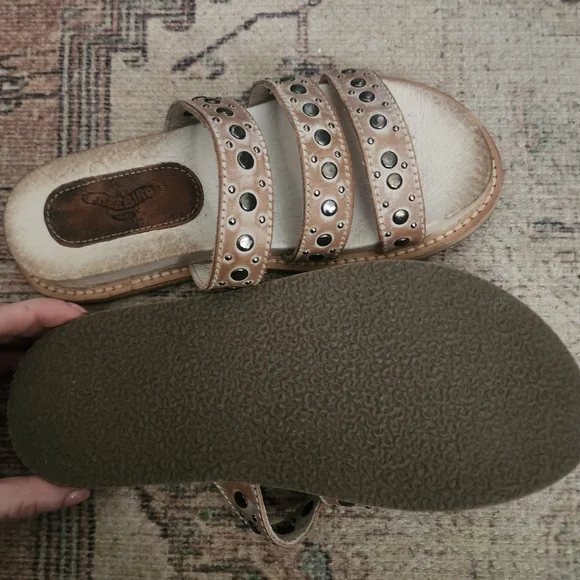 Freebird by Steven Black Leather Buckle Sandals - 7 PAIR BUNDLE - Picture 7 of 12